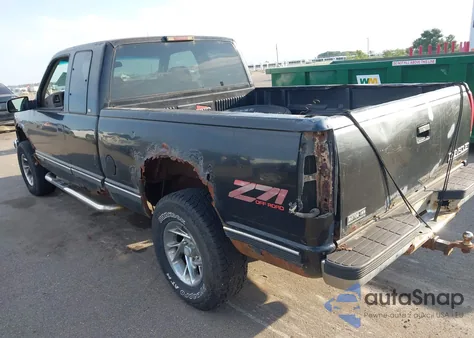 1998 Chevrolet K1500 Fleetside z USA, uszkodzony, nr VIN 2GCEK19R0W1155118